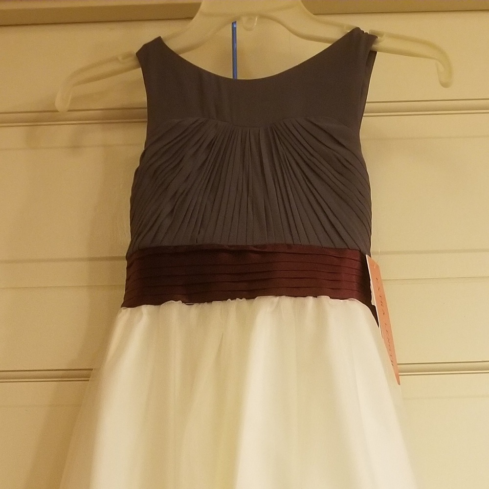 Bill Levkoff Flower Girl Dress (Never worn) Size 7
